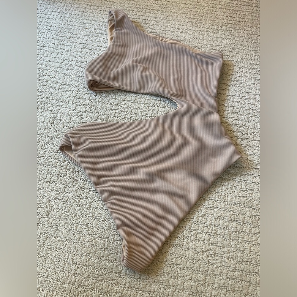 Beach Riot Celine Ribbed One Piece - Picture 4 of 4